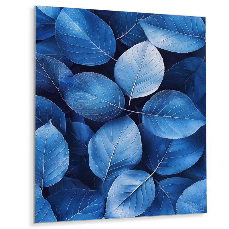 Periwinkle Leaves Of Blue Simplicity I - Leaves, impression murale sur métal, H 20 po x l 12 po