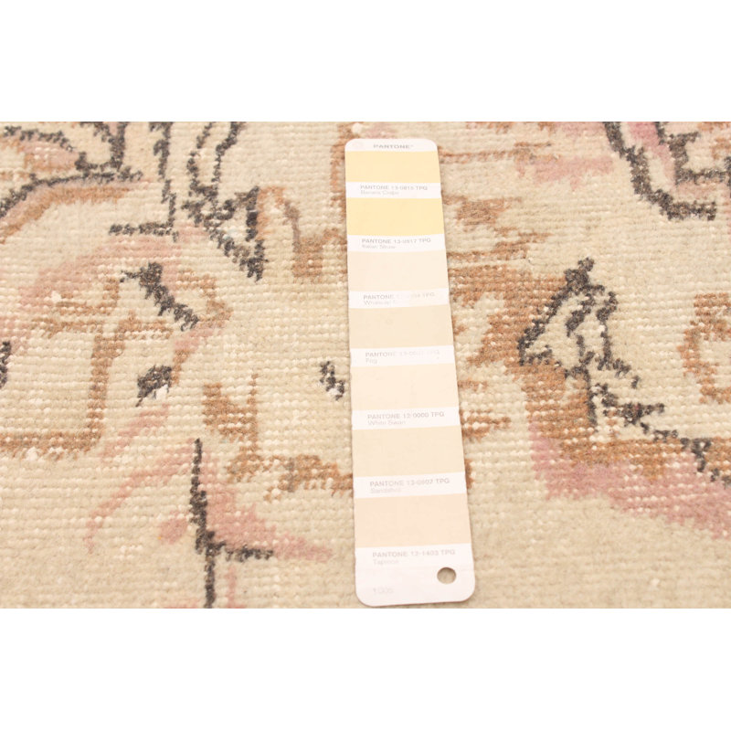 Tapis kaki clair Antalya 6 pi 4 po x 10 pi 0 po