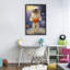 Astronaute tenant un cadre flottant en forme de cœur, design par Angie Hawke-351926794-351926796