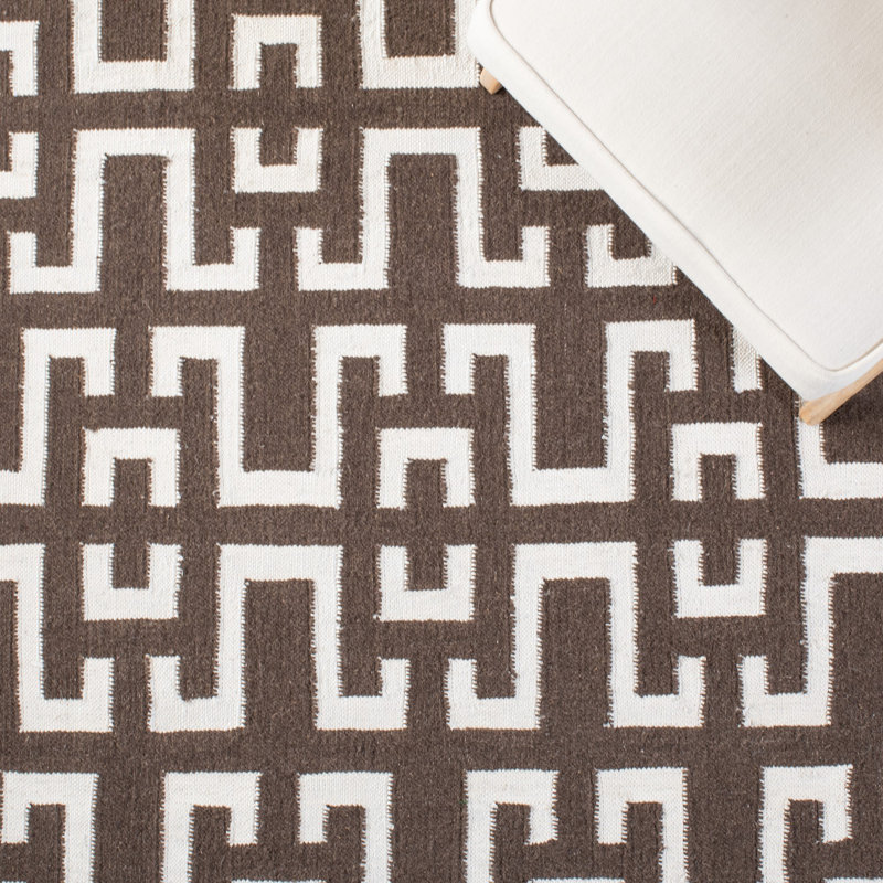 Amelah Flat Weave Banana Silk/Wool/Cotton Geometric Rug in Chocolate/Ivory, Rectangle 8' x 10'