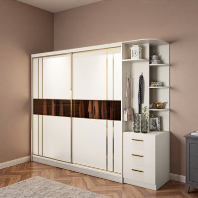 Garde-robe simple