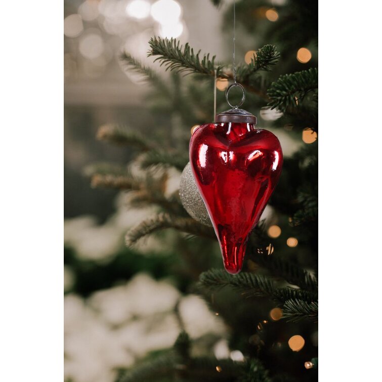 Handcrafted 4 Piece Glass Red Heart Ornaments for Christmas Tree Hanging