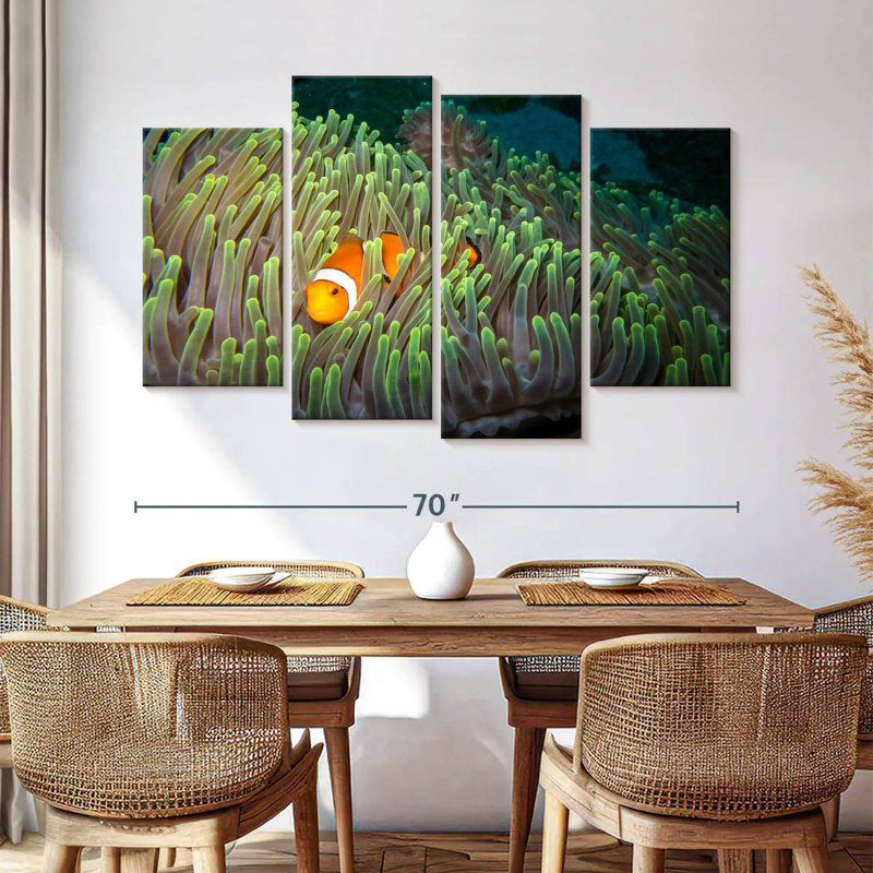 Brampt Underwater Clownfish, 42" H x 68" W