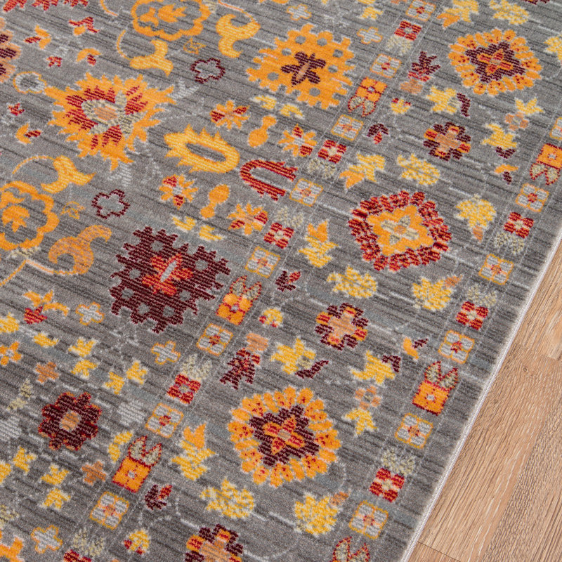 Lorrika Oriental Indoor Rug, Rectangle 4' x 6'