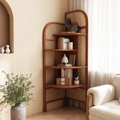 Vitrine d'angle simple et classique en rotin