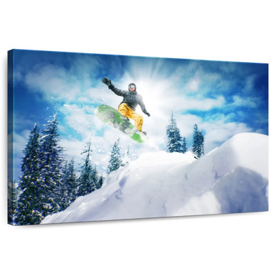 Sirci Snowboarder sautant