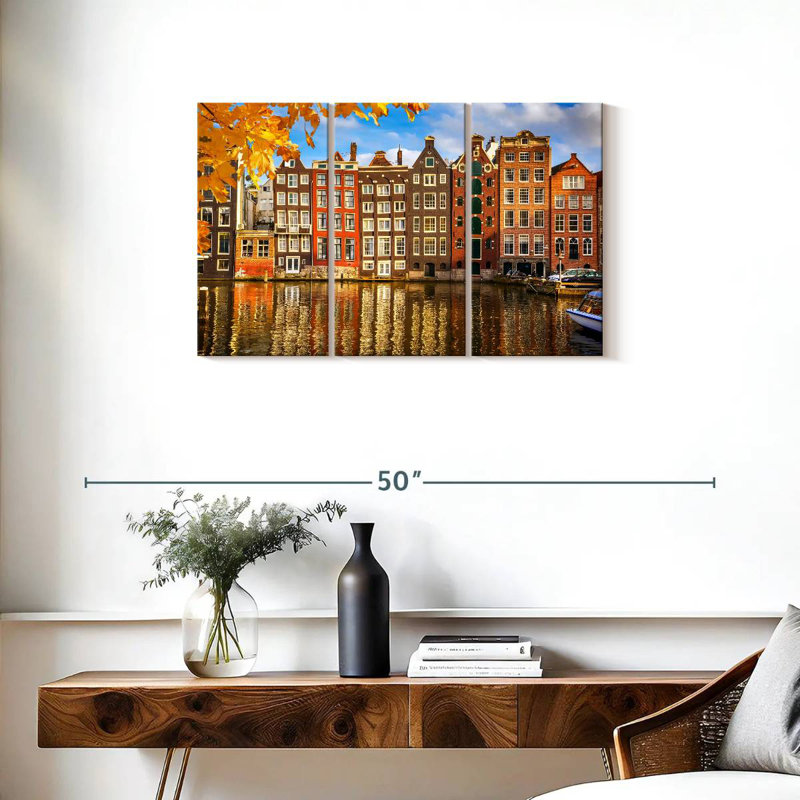 Bâtiments de Sireci au canal Amsterdam, H 20 po x l 33 po