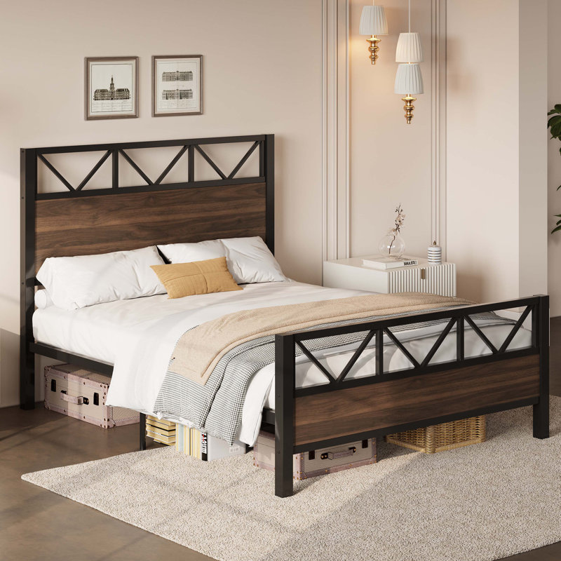 Wykeisha Platform Bed, Queen, Walnut