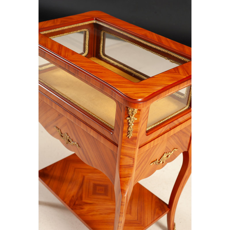 Curio Table