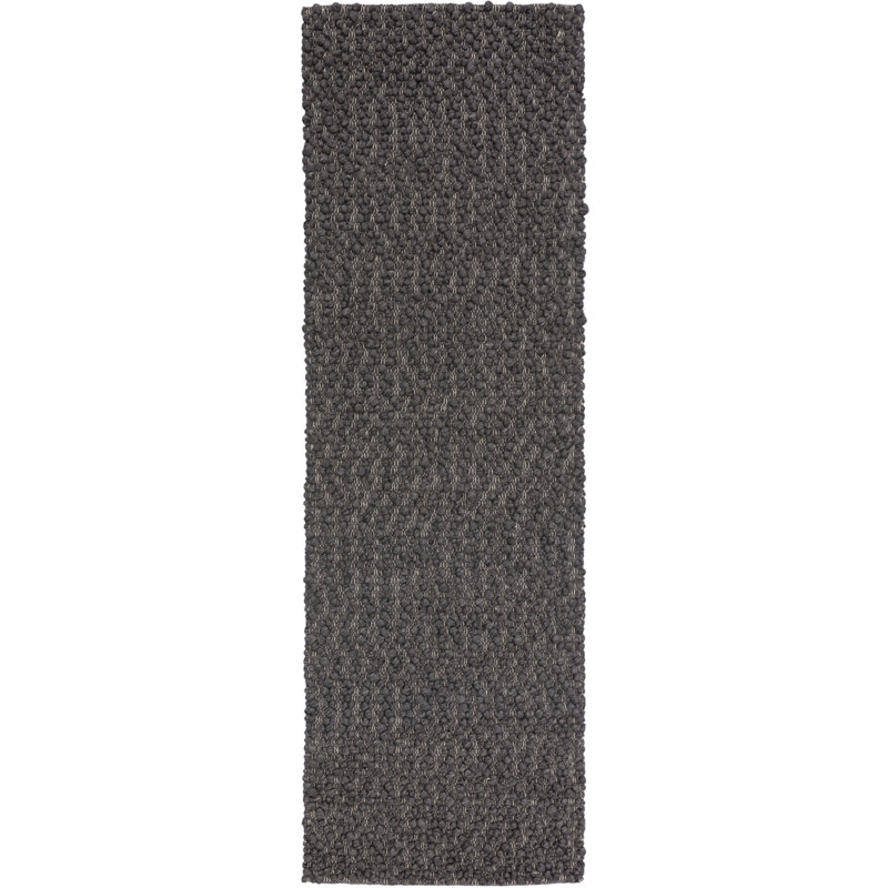 Tapis noir en laine crocheté à la main Amaty, Tapis de couloir 2 pi 3 po x 7 pi 6 po