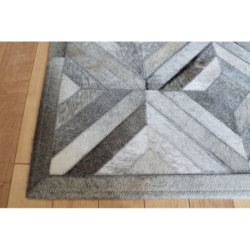 Area Cowhide Geometric Area Rug in Gray, Rectangle 8' x 10'
