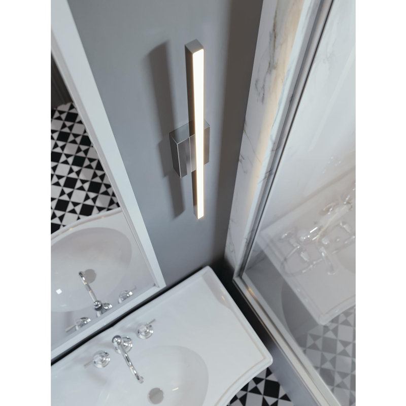 Elneda Dimmable LED Vanity Light, 30 Watts