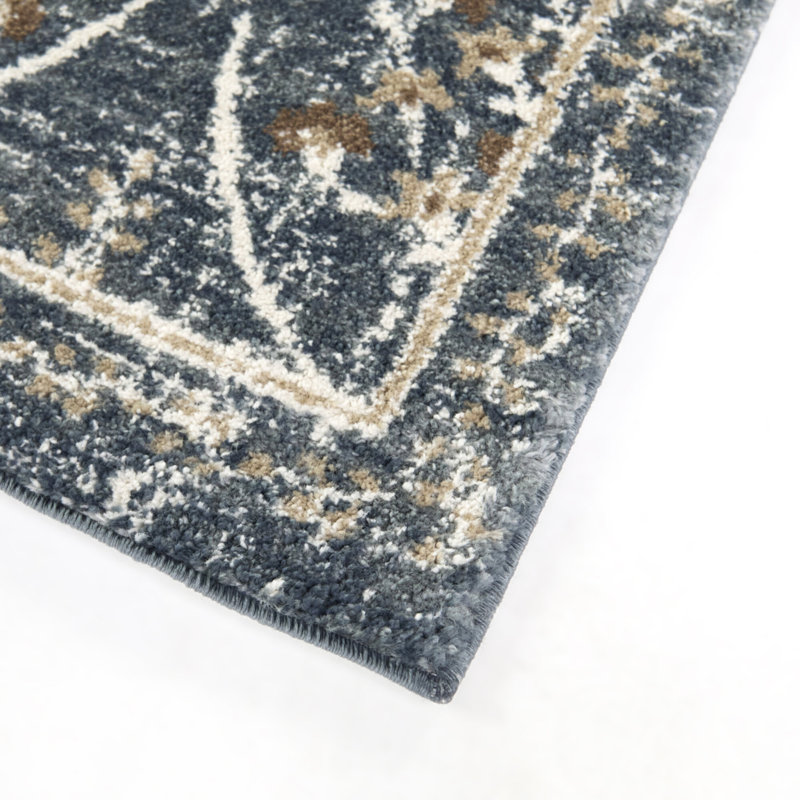 Gregorio Blue/Beige Traditional Floral Area Rug, 5'3" x 7'