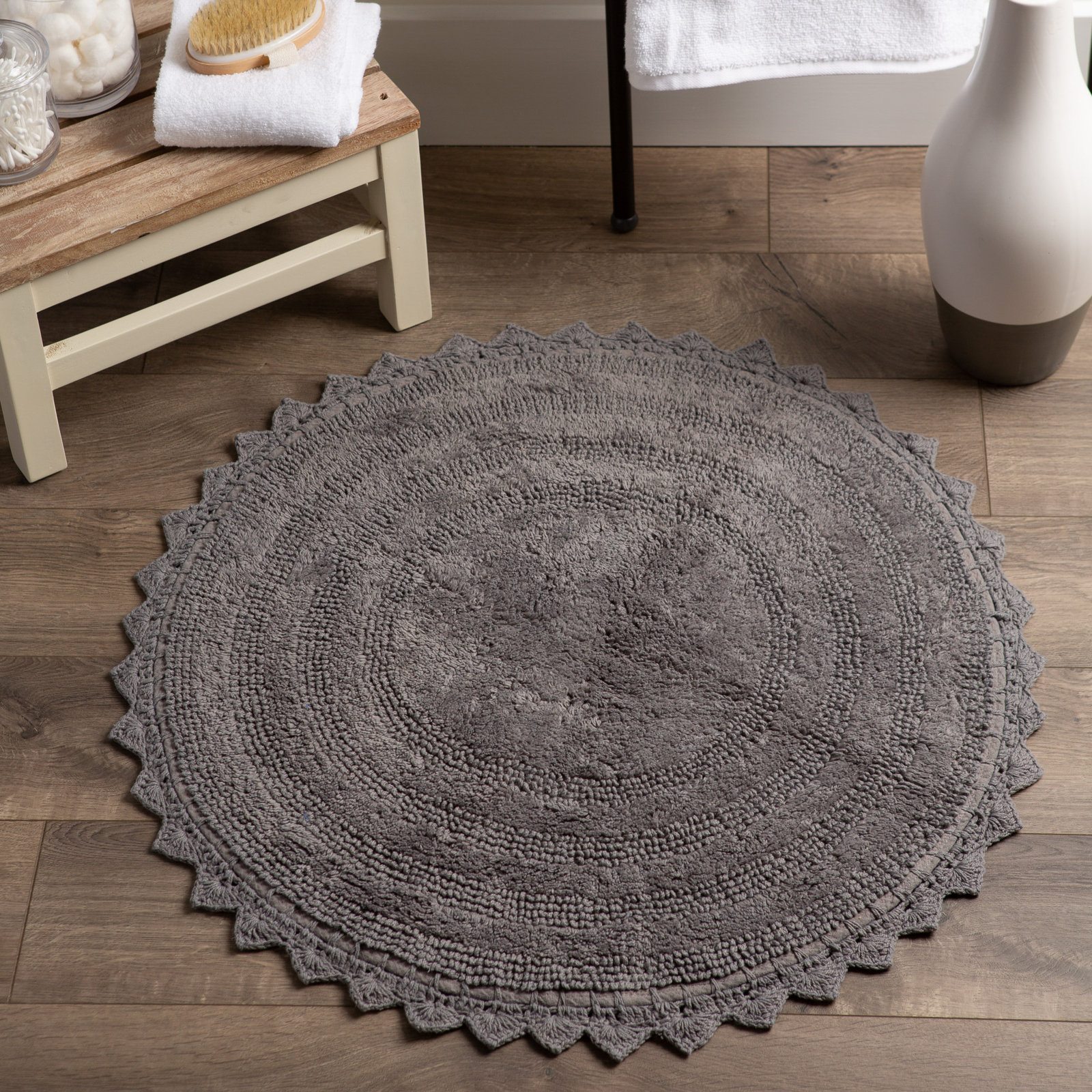Lisk Circle Cotton Bath Rug, Gray