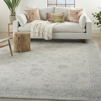 Tapis traditionnel gris Ryann