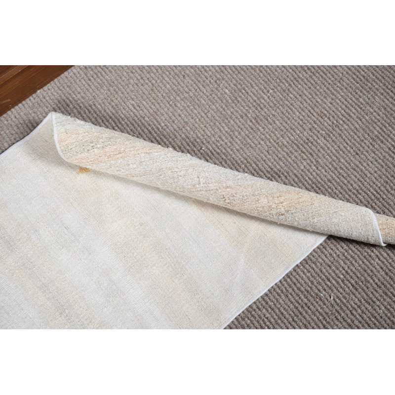 Neutral Toned Turkish Handwoven Rug with Subtle Design - Ideal for Entryway Use