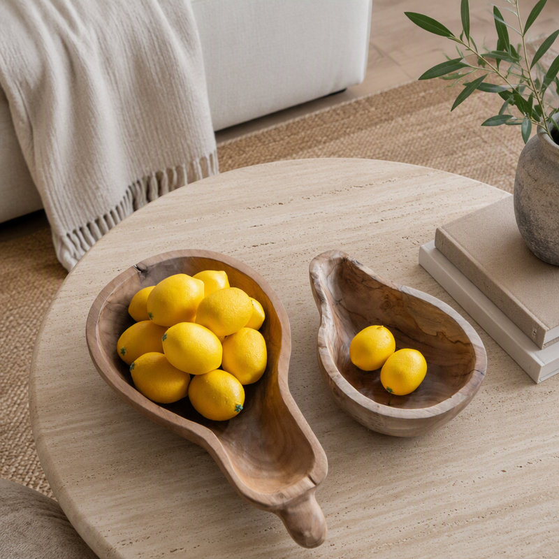 Ensemble de 2 bols en teck au fini brun naturel, parfaits pour la décoration et le rangement, design élégant en forme de poire