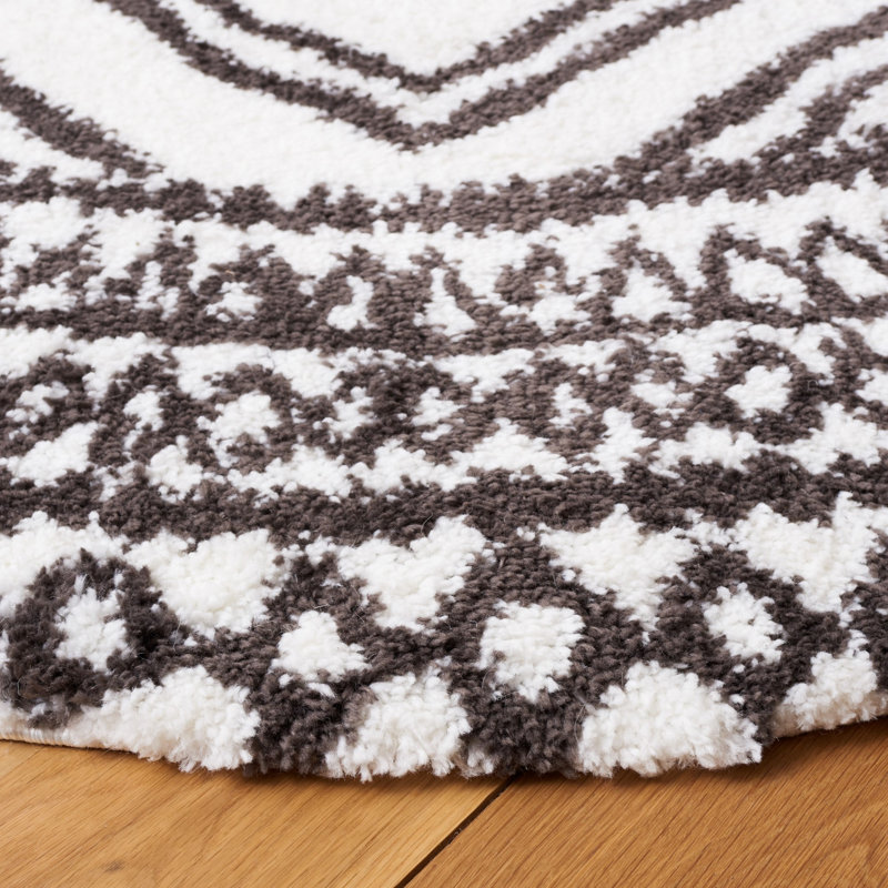 Ailie Performance Southwestern Rug, Round 7'