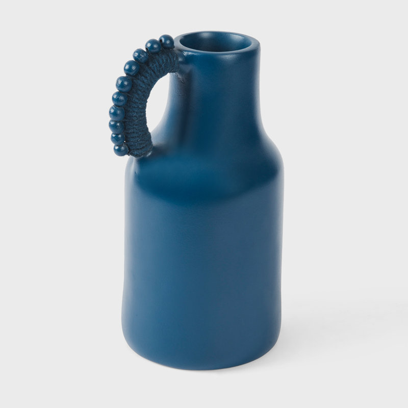 Vase Raatriti