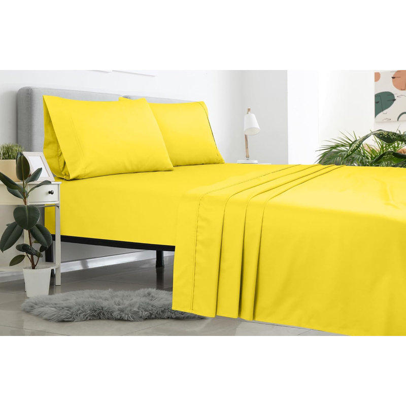 Royale Linens | Ultra Soft Brushed Microfiber Flat Sheets Only | Wrinkle Free & Stain Resistant | Hotel Quality Top Sheet for Bed