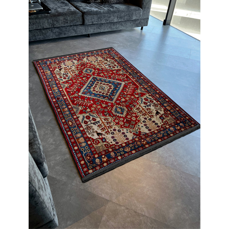 Tapis en polypropylène à imprimé numérique rouge Wawro, Rectangle 3 pi 4 po x 5 pi
