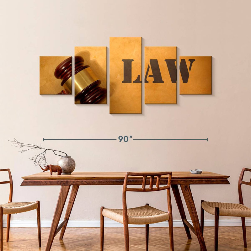 Cour de justice, H 42 po x l 92 po