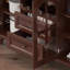 Buffet en bois manufacturé et brun rougeâtre
