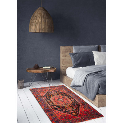 Anadol Black Rug 4'7" x 7'10"