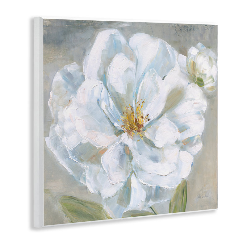 «Curling White Flower Petals» par Sally Swatland
