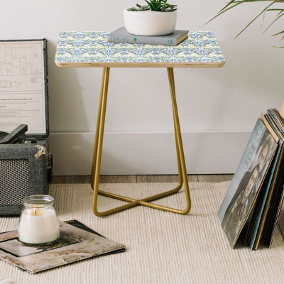 Table de bout à pieds croisés