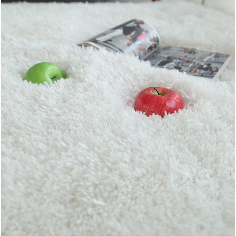 Tapis à longs poils longs touffeté à la main blanc neige