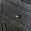 Armoire autoportante noire, matériau en bois d'ingénierie, convient à l'espace de vie principal, utilisation polyvalente comme rangement et présentation, belle conception en arche