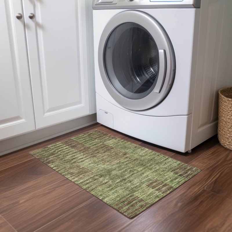 Tapis avec envers antidérapant Alegandro, Rectangle 1 pi 8 po x 2 pi 6 po