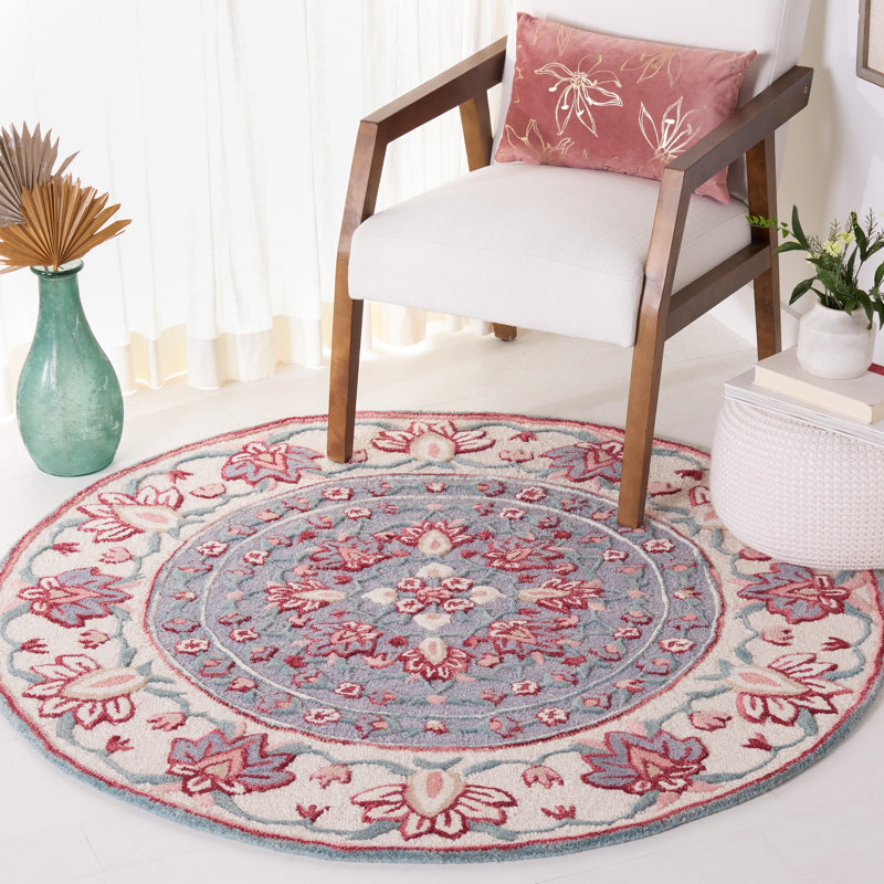 Crusita Hand Tufted Wool Floral Rug, Round 5'