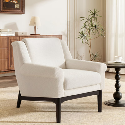Chaise d'appoint avec accoudoirs évasés et pieds en bois
