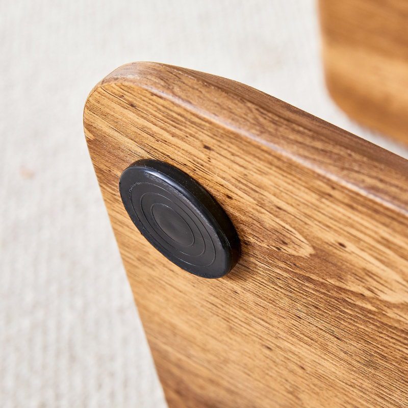 Table basse moderne et simple de luxe moderne de couleur bois. Le bureau d'ordinateur. La table de jeu. Convient à la salle à manger (seulement les tables, pas de chaises)