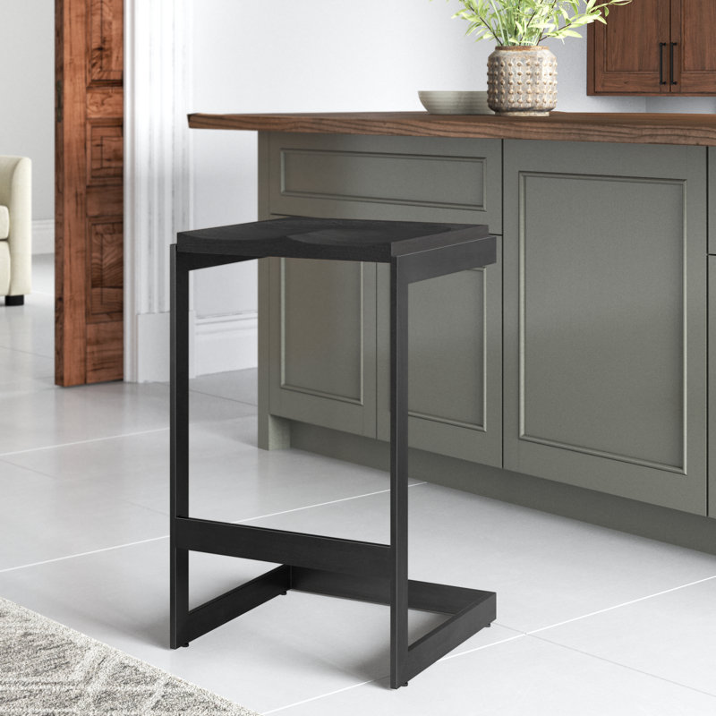 Christina Solid Wood, Black