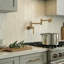 Robinet de cuisine mural moderne-132784661