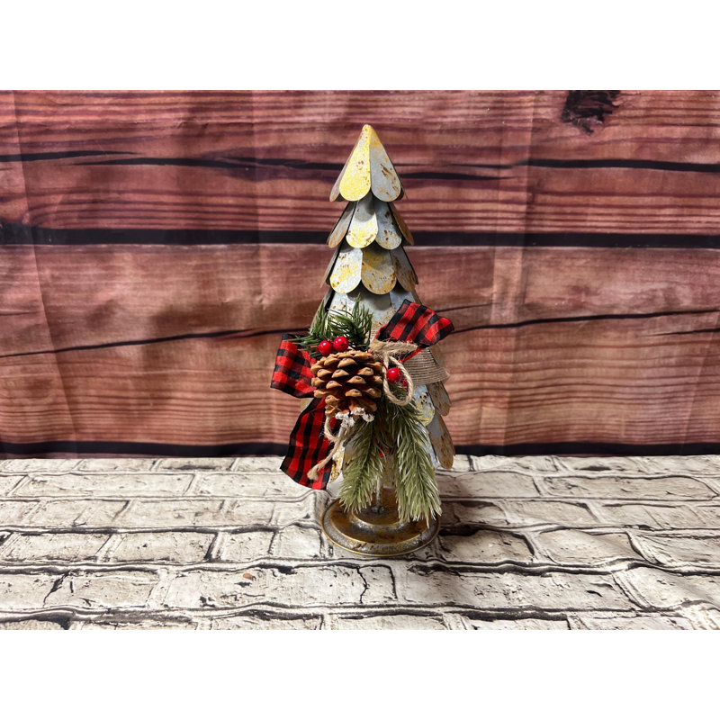 Rustic Radiance Christmas Tree