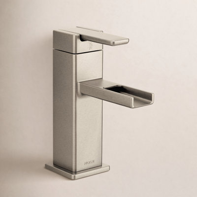 90 Degree Single-Hole Faucet with Drain