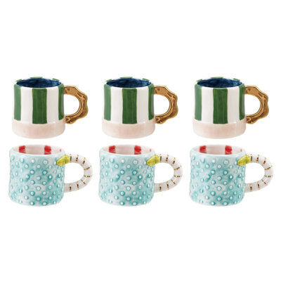 Tasse en grès avec électroplaquage doré