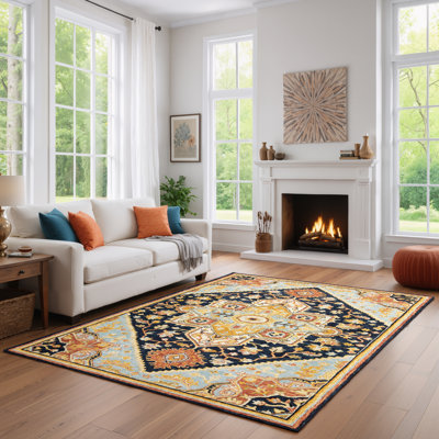 Eitelfritz Wool Oriental Indoor Rug