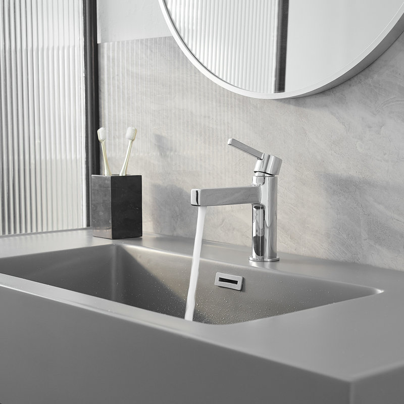 Single-Hole Single-handle Bathroom Faucet with Drain Assembly, Polished Chrome