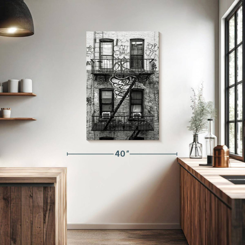 Lilie Urban Manhattan Stairs, H 39 po x l 26 po