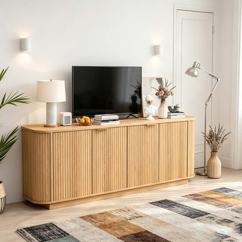 Buffet 63 po à double porte avec tablettes réglables Wavy Storage, Naturel
