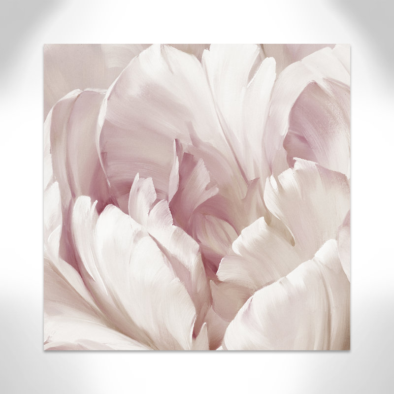 Intime rosé I - photographie, Toile tendue, H 45 po x l 45 po x P 1,375 po