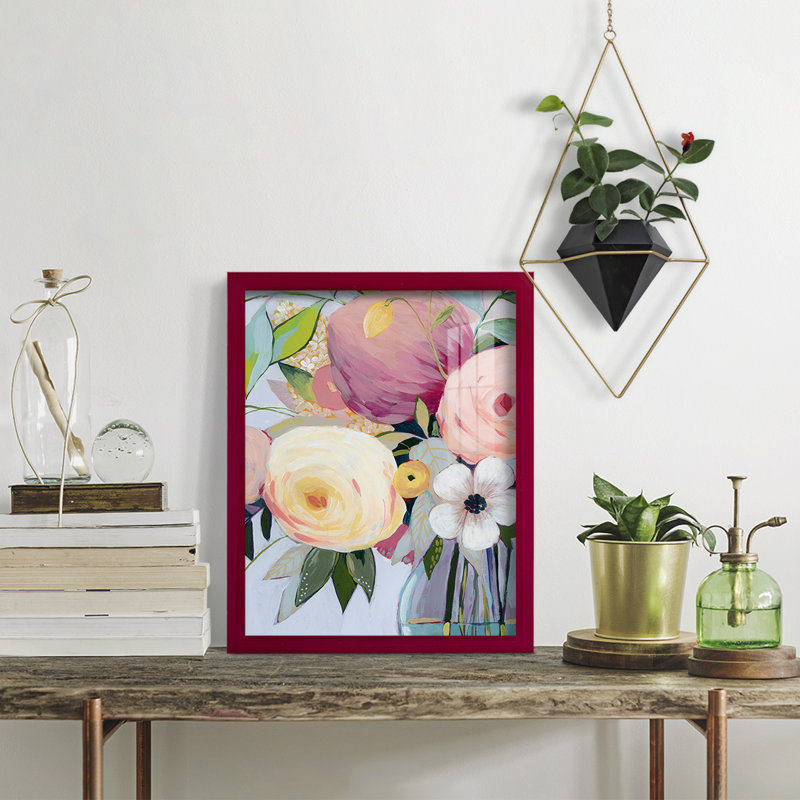 Georgia Bouquet I, encadré sur papier, Rouge, H 15 po x l 12 po x P 1 po