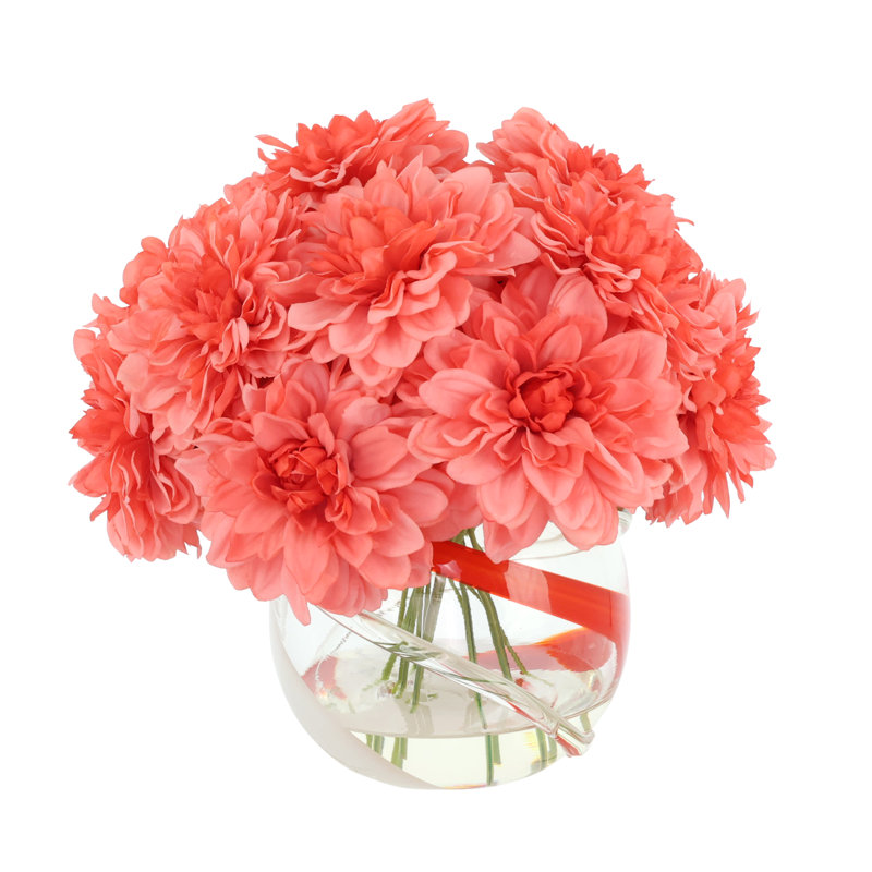 Dahlia dans un vase en verre