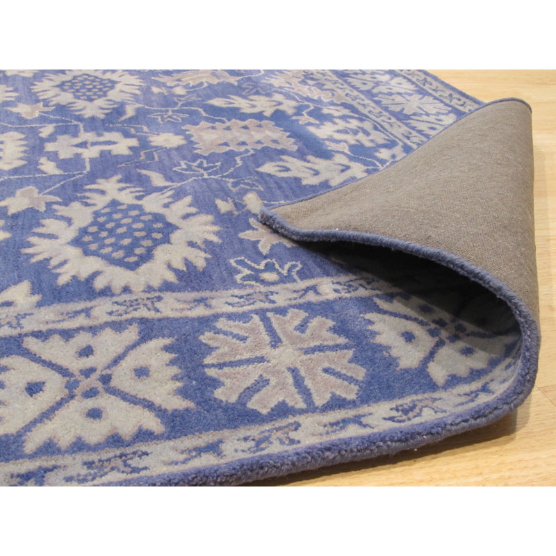 Hand Tufted Wool Floral Area Rug in Blue, 8' x 10'
