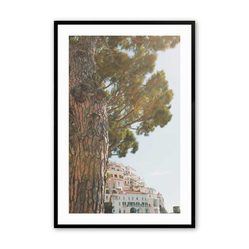 Imprimé Under the Pine, H 11 po x l 9 po x P 1,25 po, Cadre photo noir satiné